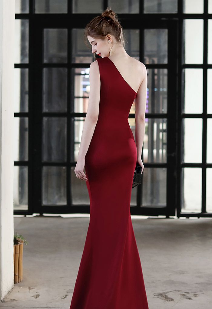 One-Shoulder Colorful Sequin Bodycon Gown in Burgundy