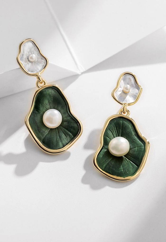 Green Leaf Pearl Earrings